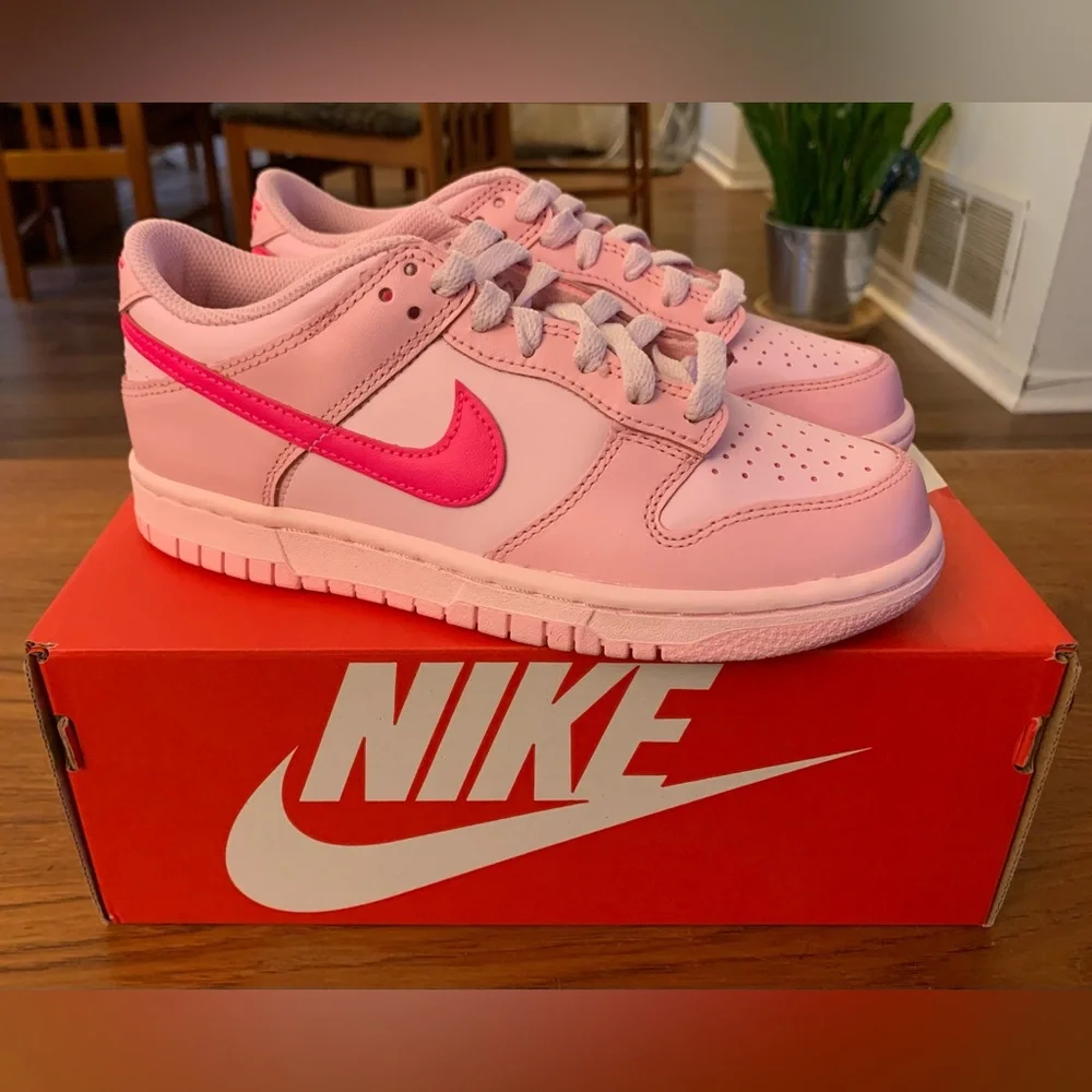 NEW Nike Dunk Low Triple Pink GS - Size 3.5Y / 5W - DH9765-600 Sneakers Shoes - Picture 5 of 13